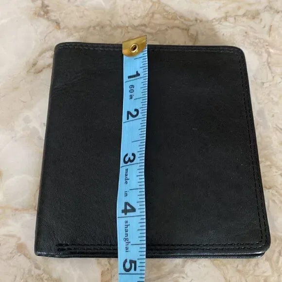 Wilsons Leather Bi-Fold Wallet  - Picture 12 of 12